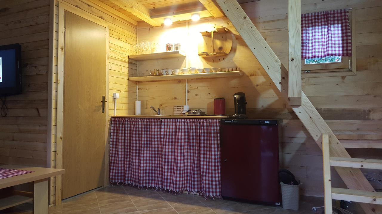Vacation Home Sajra Kulen Vakuf Exteriér fotografie